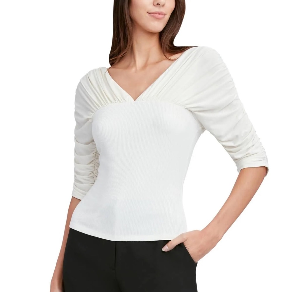 BCBGMaxAzria Cream Top - sz S - NWT